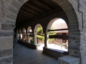 le clo&icirc;tre