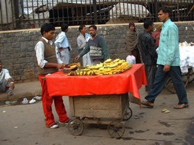 Vente de gâteaux dans la rue Vente de gâteaux dans la rue