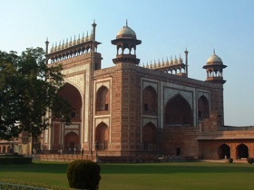 AGRA : Taj Mahal AGRA : Taj Mahal