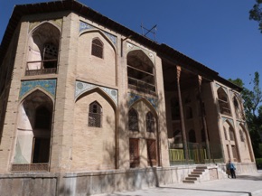 un des deux seuls palais de la dynastie safavide qui subsiste un des deux seuls palais de la dynastie safavide qui subsiste