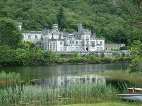 Abbaye de KYLEMORE Abbaye de KYLEMORE