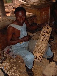 Sculpteur sur bois Sculpteur sur bois