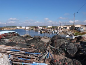 son petit port de p&ecirc;cheurs