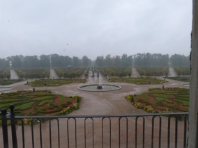 avec vue magnifique sur les jardins &agrave; la fran&ccedil;aise