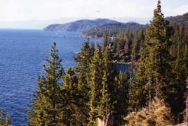 LAC TAHOE : c&ocirc;t&eacute; Nevada