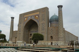 MadrasaChir Dor construite entre 1619 et 1635
