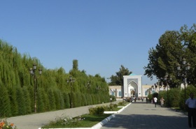 Ensemble &eacute;difi&eacute; &agrave; la m&eacute;moire de l'Imam Al Boukhari