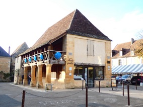 DOMME
Dordogne DOMME
Dordogne