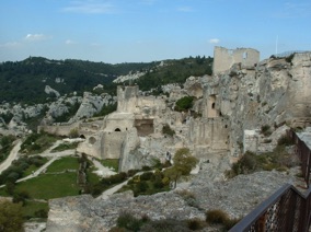 LES BAUX DE PROVENCE
Bouches du Rhône LES BAUX DE PROVENCE
Bouches du Rhône