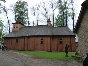 la vieille &eacute;glise toute en bois, typique des des &eacute;glises de montagne des Tatras