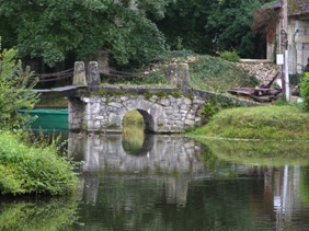 FRANCE
(41)