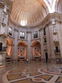 de nombreux cénotaphes dont celui de Vasco de Gama de nombreux cénotaphes dont celui de Vasco de Gama