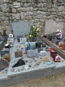la tombe de Jean Tennenbaum 
dit Jean Ferrat
(1930 - 2010)