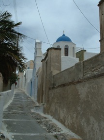 Promenade tranquille dans les ruelles de PYRGOS en 2003 Promenade tranquille dans les ruelles de PYRGOS en 2003