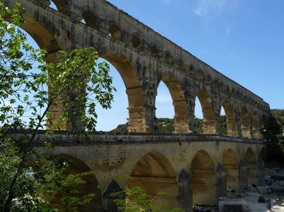 FRANCE : Le pont du Gard
(1985) FRANCE : Le pont du Gard
(1985)