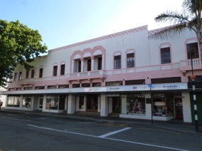 NOUVELLE ZELANDE
Napier : ville Art Deco
(2007) NOUVELLE ZELANDE
Napier : ville Art Deco
(2007)