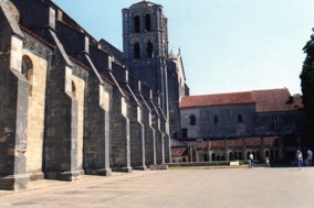 FRANCE : Basilique de Vezelay
(1979) FRANCE : Basilique de Vezelay
(1979)