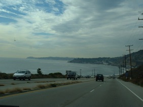 la route n°1 conduit à San Francisco en longeant la côte Pacifique la route n°1 conduit à San Francisco en longeant la côte Pacifique