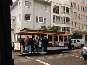 Le cable car est le moyen de transport le plus original de la ville. Le cable car est le moyen de transport le plus original de la ville.