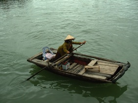 nous voil&agrave; &agrave; la BAIE D'HALONG !!