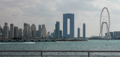 Aïn Dubaï (grande roue) et l'hôtel The Address Beach Resort ...