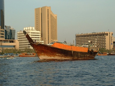 o&ugrave; nous croisons 
diff&eacute;rentes embarcations
