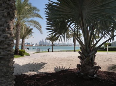 D&eacute;jeuner au pied de l'Atlantis